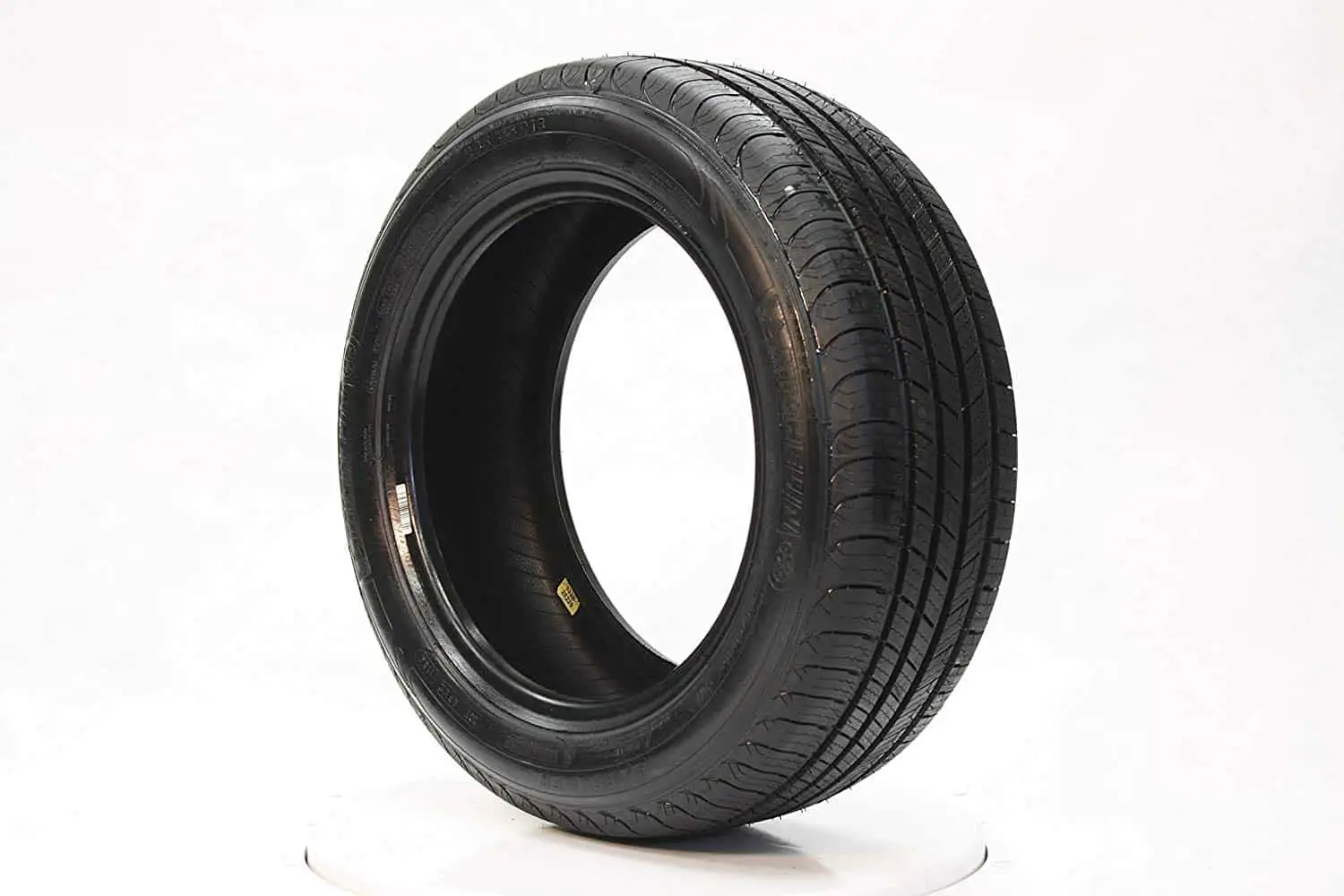 Michelin Defender All-Season Radial Tire - 225/60R16 98T